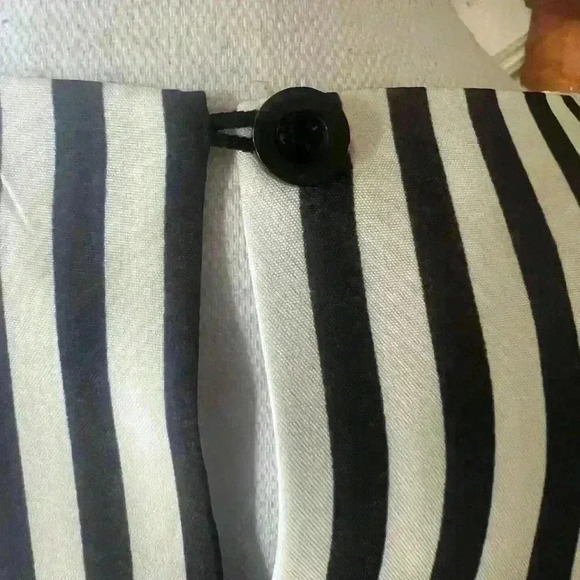 KoanDaily ladies large high low blouse. Long sleeve black and white stripe NWOT - Picture 11 of 13